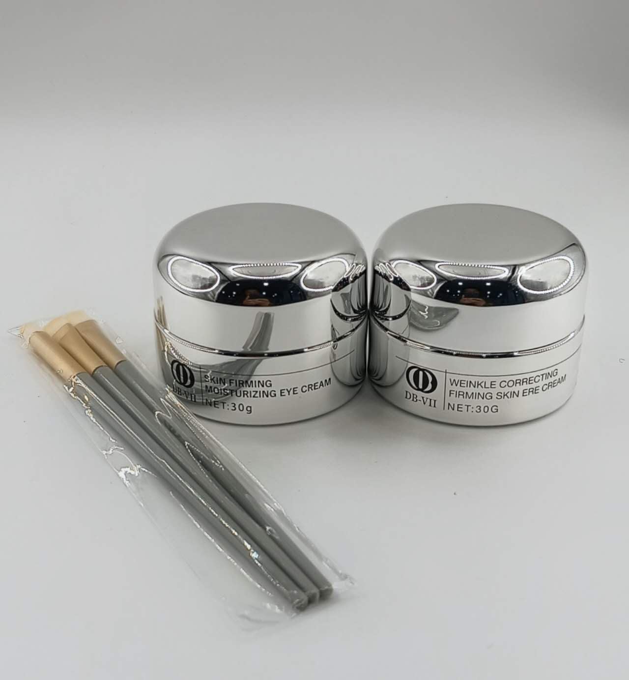 Amazon.co.jp: 【日本製】DB-VII アイクリーム 30g×2本セット+メイク