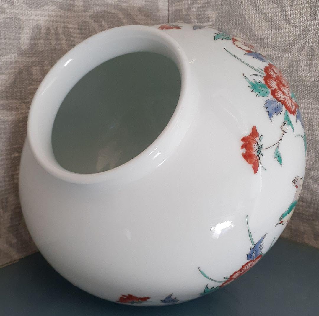 人間国宝　十三代酒井田柿右衛門　錦手　花鳥図　花入れ　花瓶　オブジェ　茶道　華道 十三代 酒井田 柿右衛門「錦菊文花瓶」共箱 絵画買取・販売の