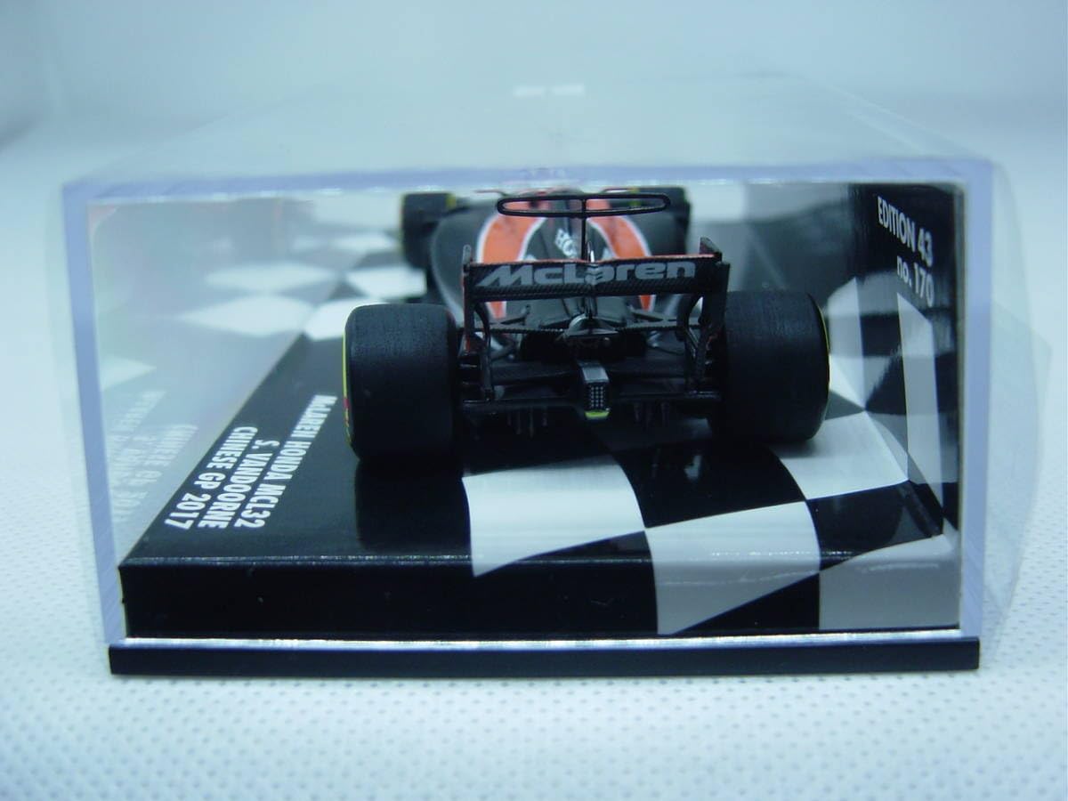 Amazon.co.jp: MINICHAMPS 1/43 McLaren MCL32 F1 CHINESE GP 2017#2 S