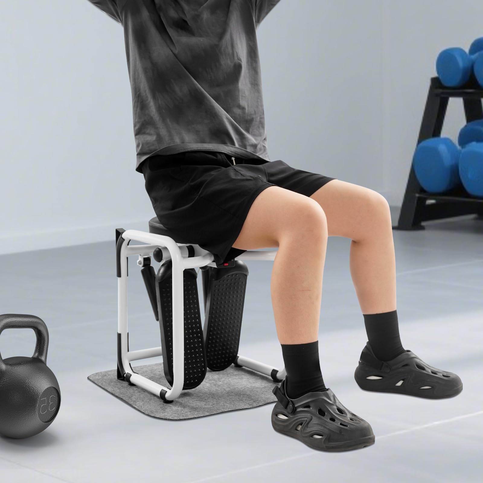 Mini stepper fitness Up-Down, resistenza idraulica, portata 150 kg, display LED, swing stepper con bande di resistenza, tappetino antiscivolo, telaio in acciaio, nero e bianco