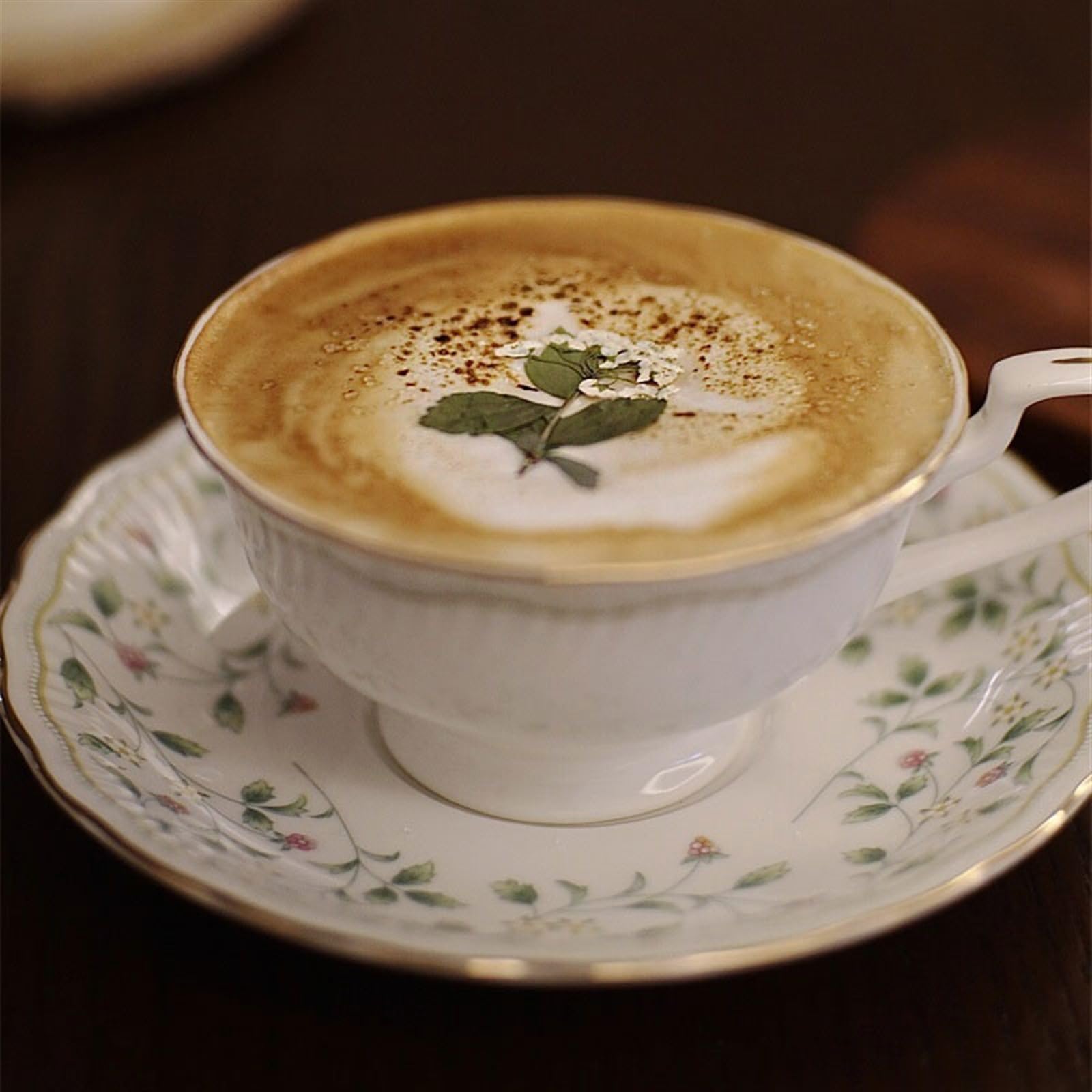 Becherbecher Kaffeetassen- und Untertassen-Set, 220 ml, luxuriöser englischer Nachmittagstee, rustikale Latte-Tassen mit Premium-Feeling