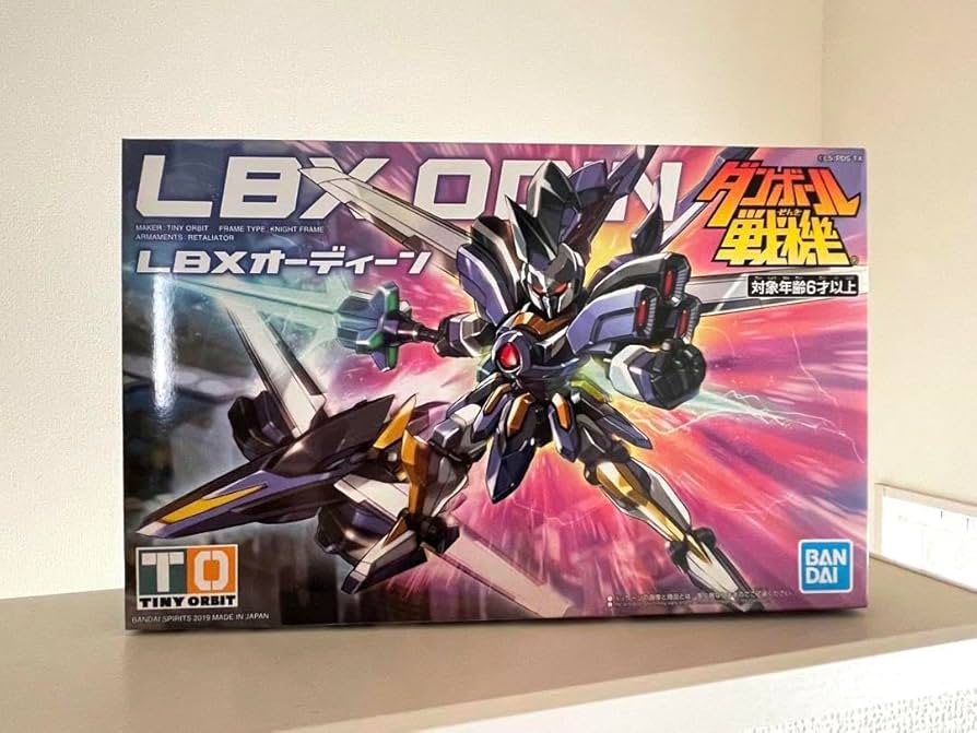 ダンボール戦機のプラモデルセット Amazon.co.jp: ダンボール戦機 3セット : おもちゃ