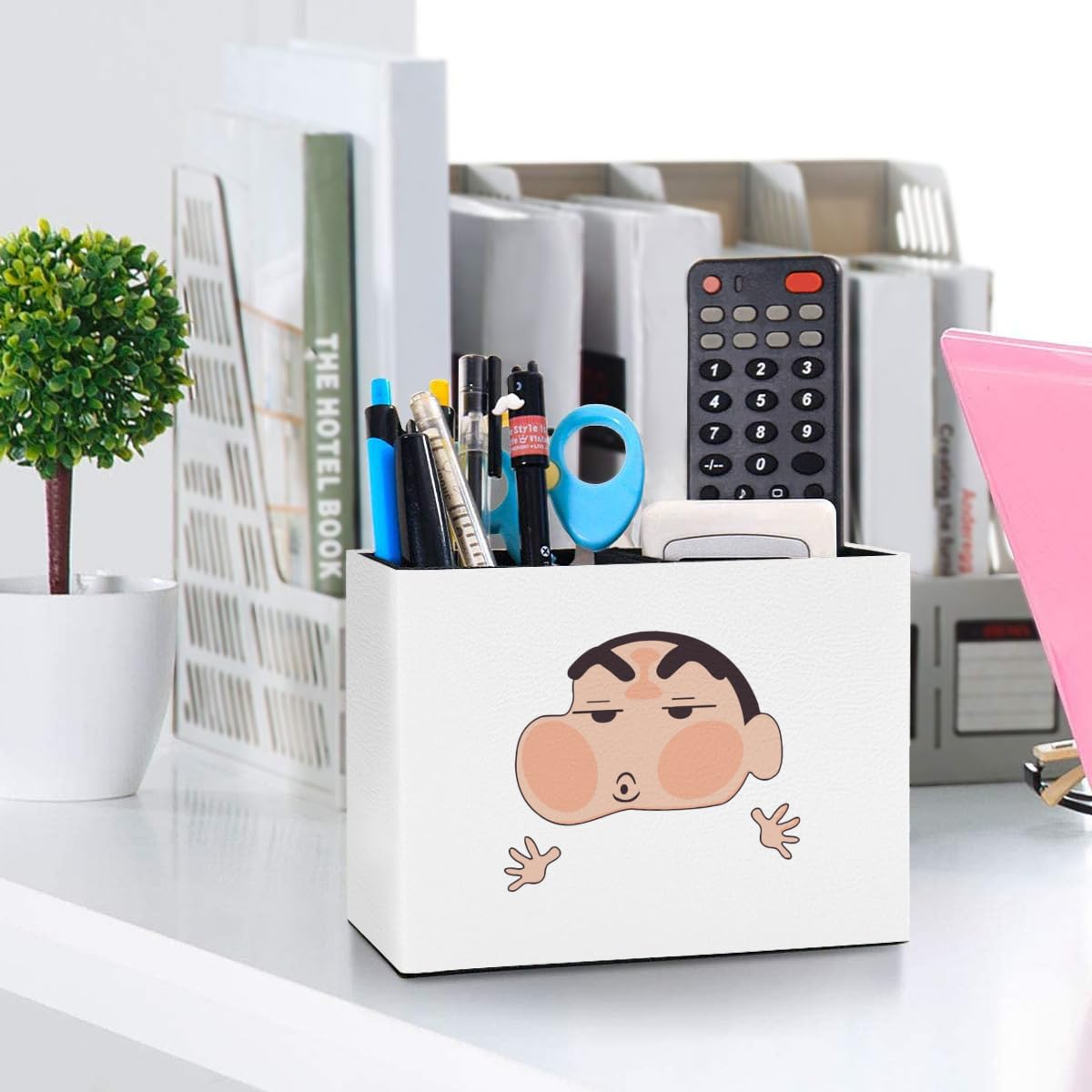 Amazon.co.jp: ペンスタンド クレヨンしんちゃん ペン立て 2格 レザー