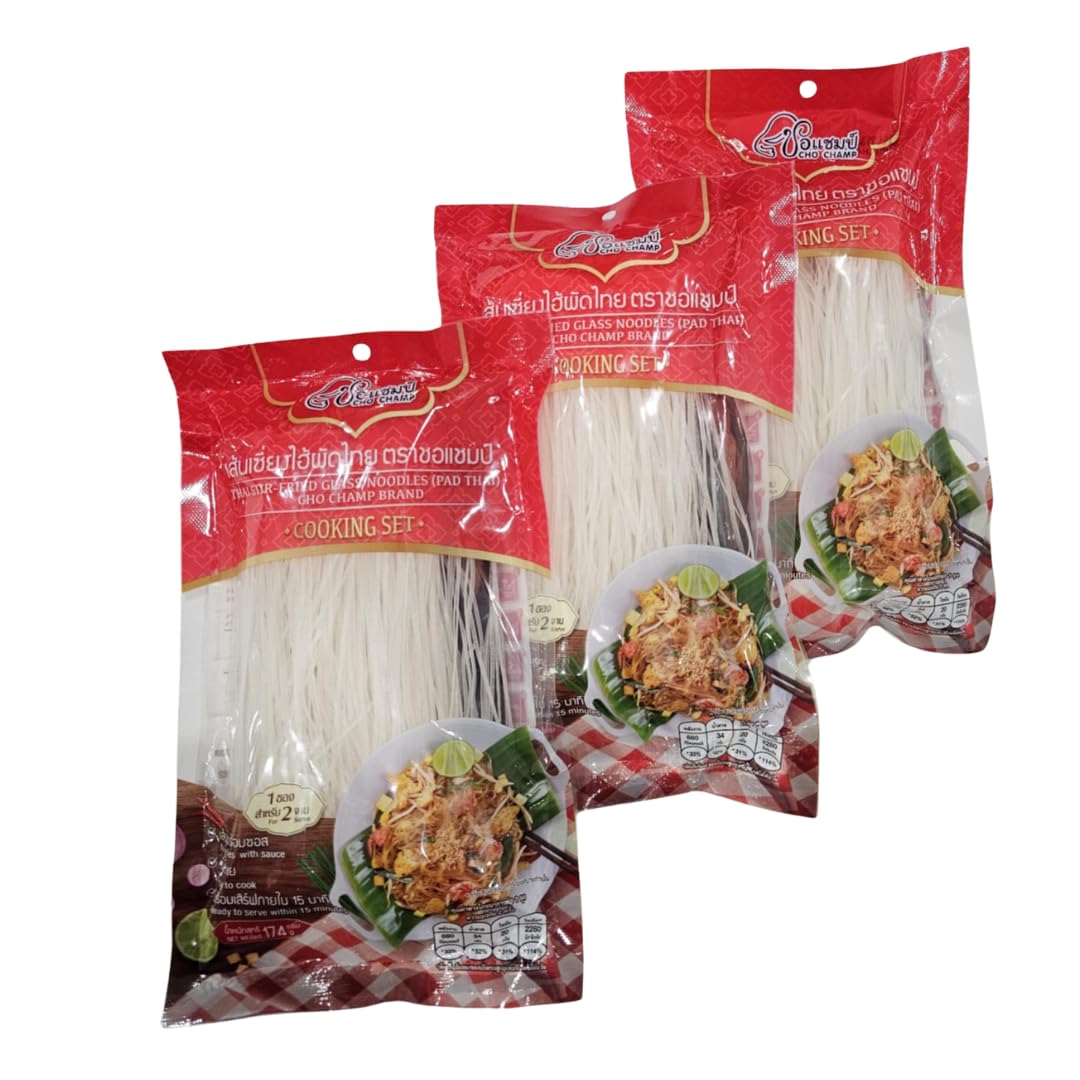 Stir Fried Spicy Noodles with Authentic Spicy Pad Thai Sauce