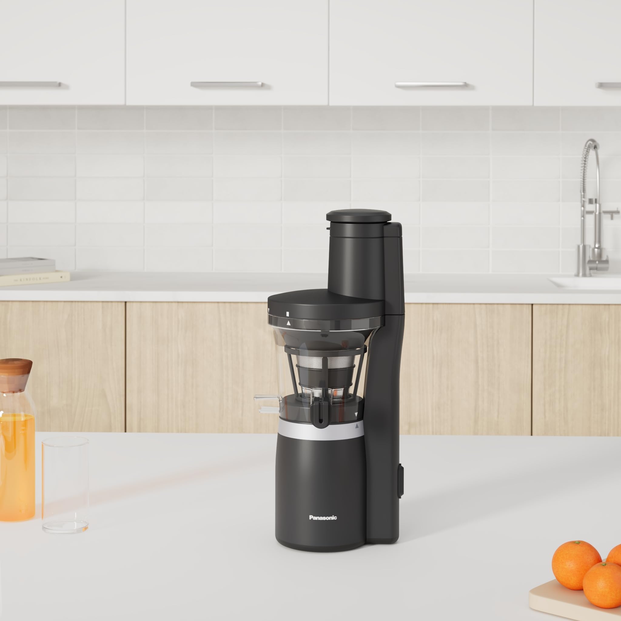 Panasonic Slow Juicer MJ-L700KXE, elektrische Fruchtpresse, 75-mm Öffnung, Schwarz