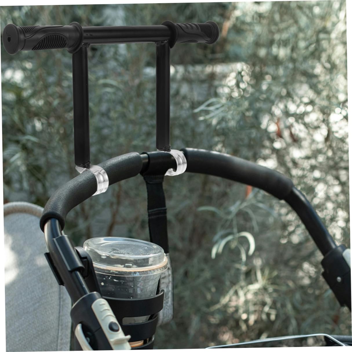 Manillar Plástico Cochecito en Extensor para Acero Inoxidable de Diseño Moderno Soporte para Reposabrazos y Adecuado para Paseos y Excursiones Niño