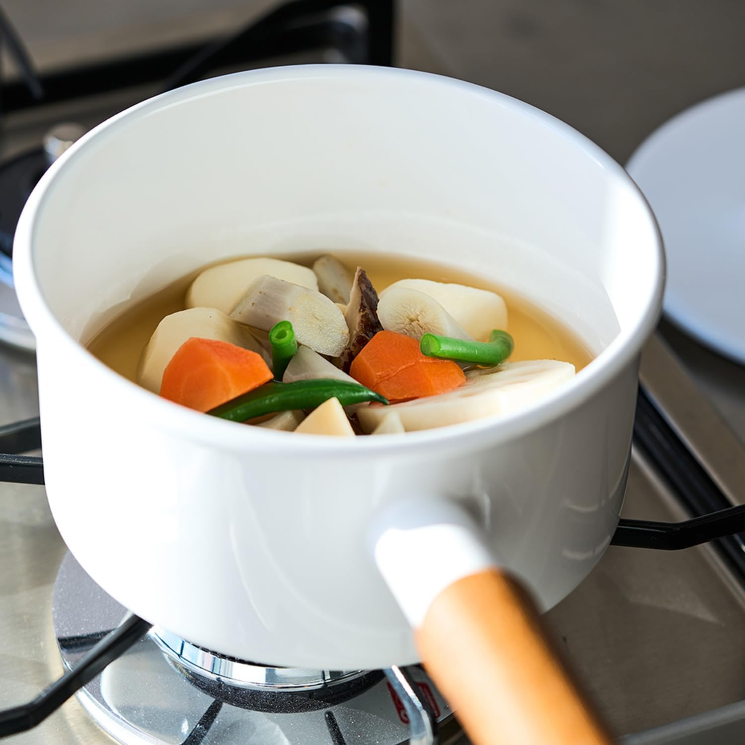 YY-16S.Y Single-Handed Pot, Sauce Pan, Enamel, 6.7 inches (17 cm), Induction Compatible, Yellow