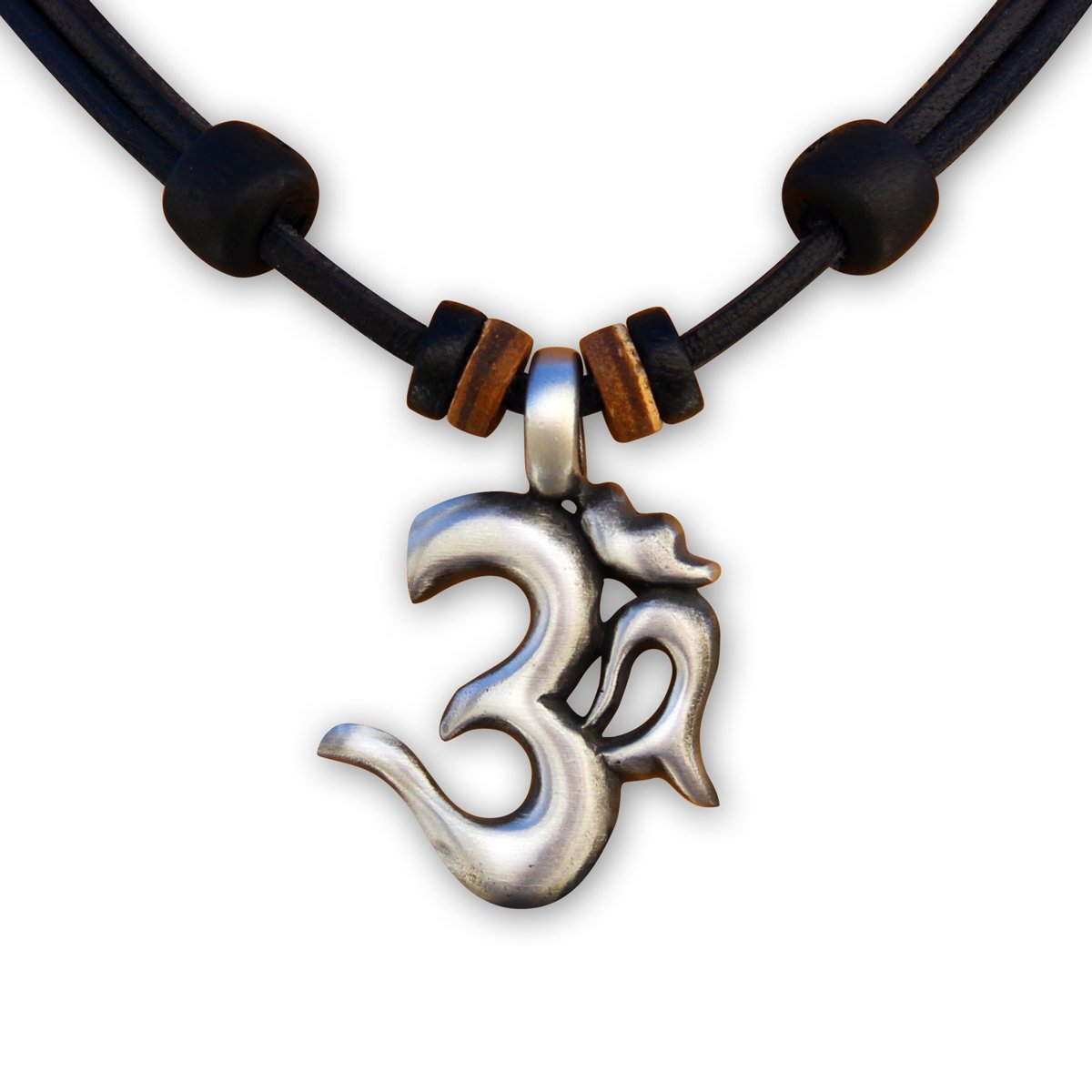 HANA LIMACollar de cuero con colgante del signo Om para hombres y mujeres ajustable Collar de surfista