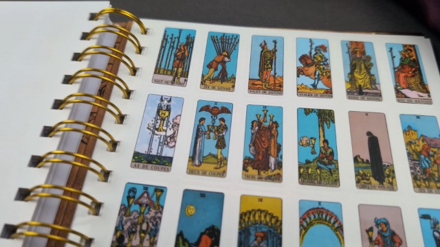 Journal Tarot Witchy Cauldron - Carnet Spirale Avec Autocollants - Pour Débutants Et Experts