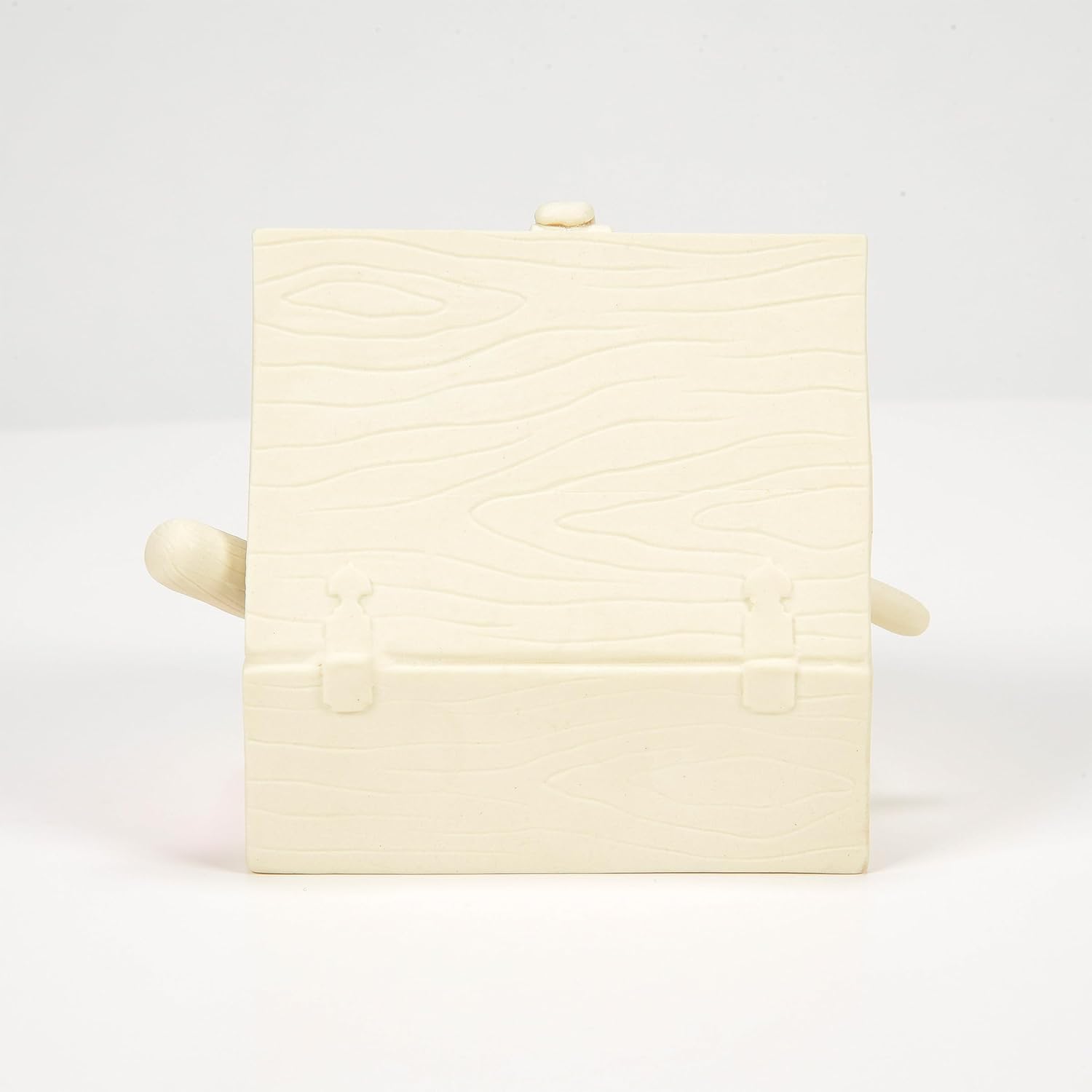 Department 56 Snowbabies Christmas Jubilee Looking Through Santa's Toy Chest Figurine, 3.03 Inch, Multicolor