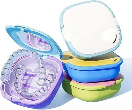 Retainer Case for Invisalign & Clear Aligners Slim Portable Orthodontic Case with Vent Holes Mirror Magnetic Closure Travel-Friendly Mouth Guard Holder for Teen Women 1pcs, White