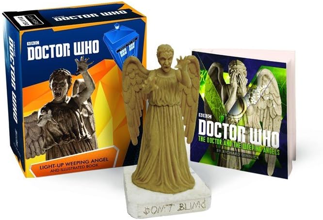 Doctor Who: Light-Up Weeping Angel and Illustrated Book Paperback – 3 Nov. 2015