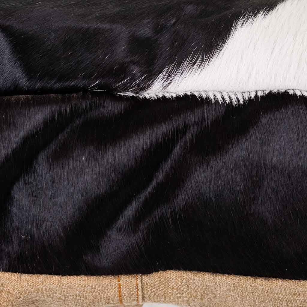 WANDERLUST DECO Cojin de Piel Negro/Blanco 48x10x48