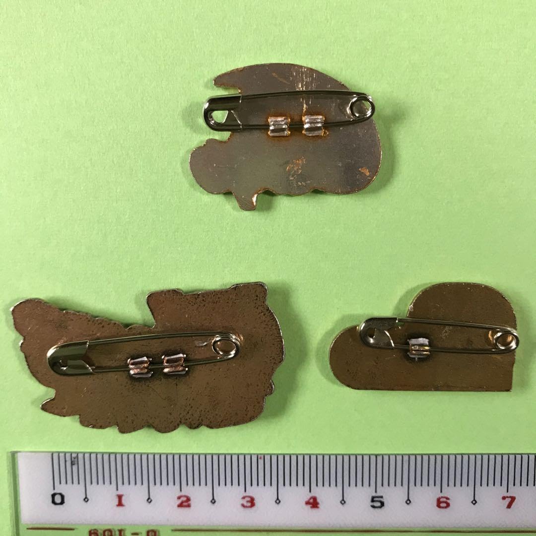 Amazon.co.jp: 昭和レトロバッジ 広島カープ3点セット オール