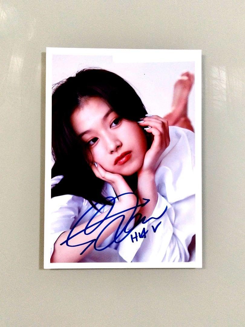 サナ直筆サイン入り2Lサイズ写真…SANA…TWICE…35