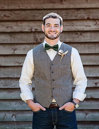 Alizeal Mens Red Background With Snowflake Pattern Pre-Tied Christmas Party Bow Tie, 017 #TOP5