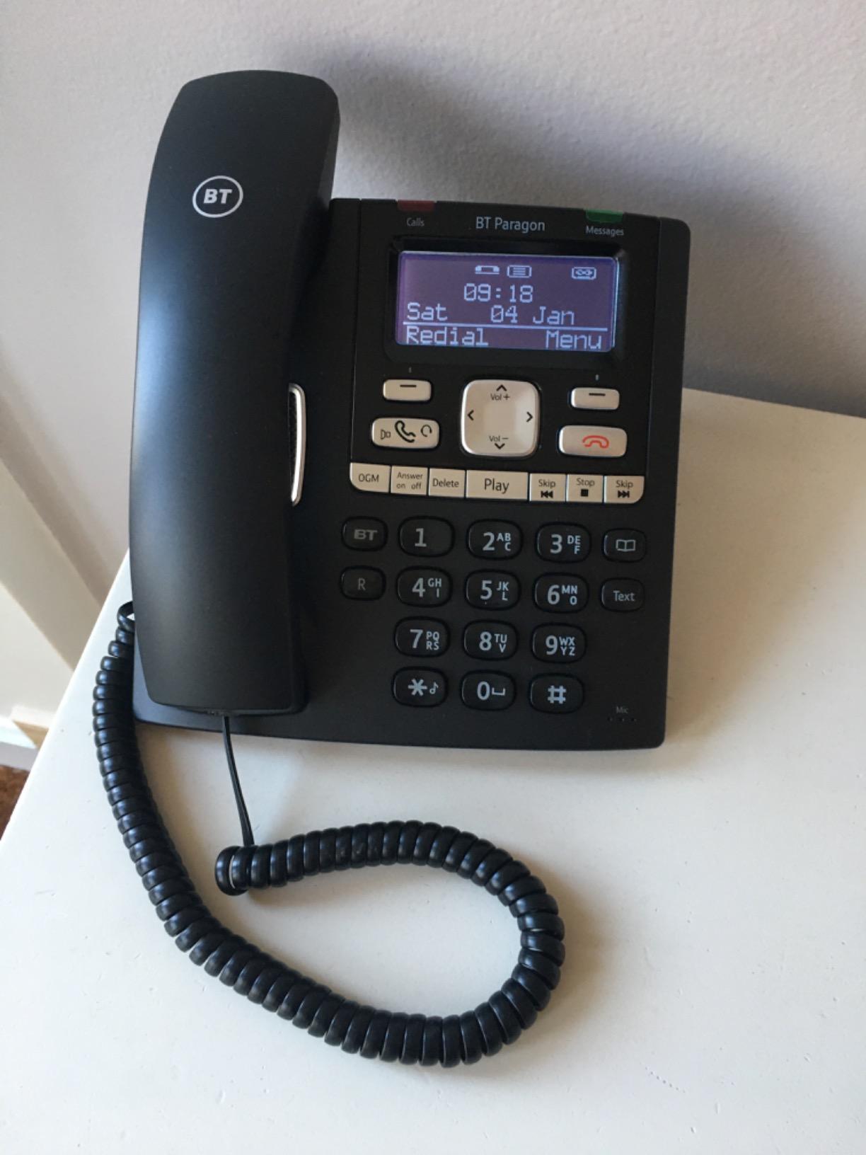 BT 32116 Paragon 650 Corded Phone with Answering Machine, Black Amazon