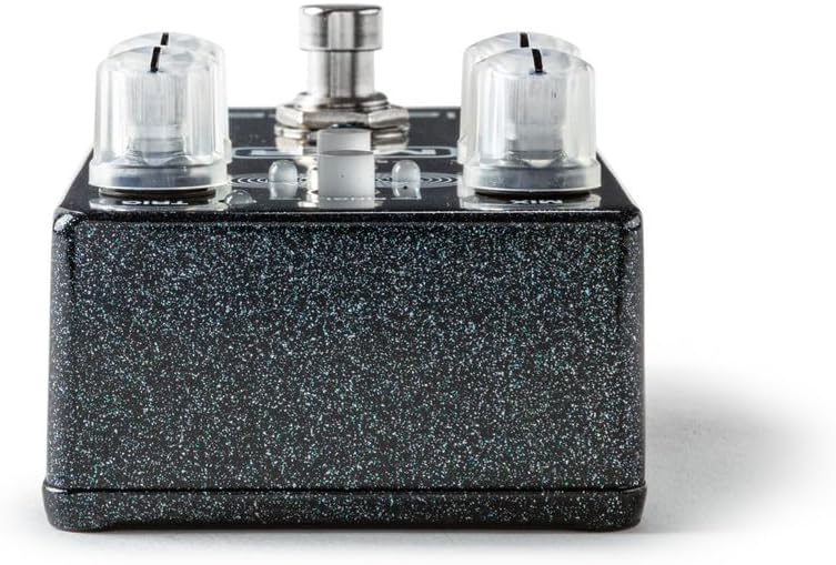 Strana view of MXR M307 pedal showing instrument output and CTR jack