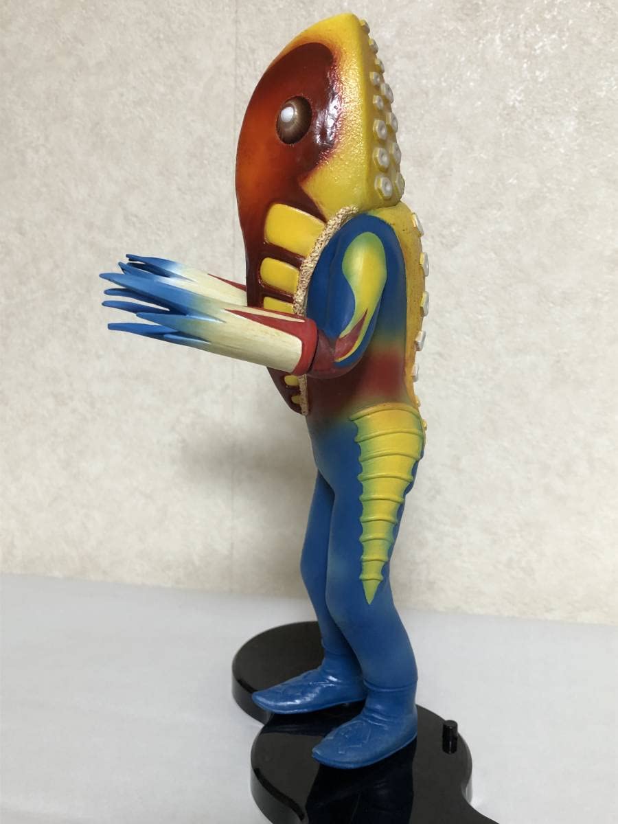 大怪獣シリーズ メトロン星人 発光不動 Amazon.co.jp: 大怪獣シリーズ メトロン星人 発光ギミック内臓 : おもちゃ