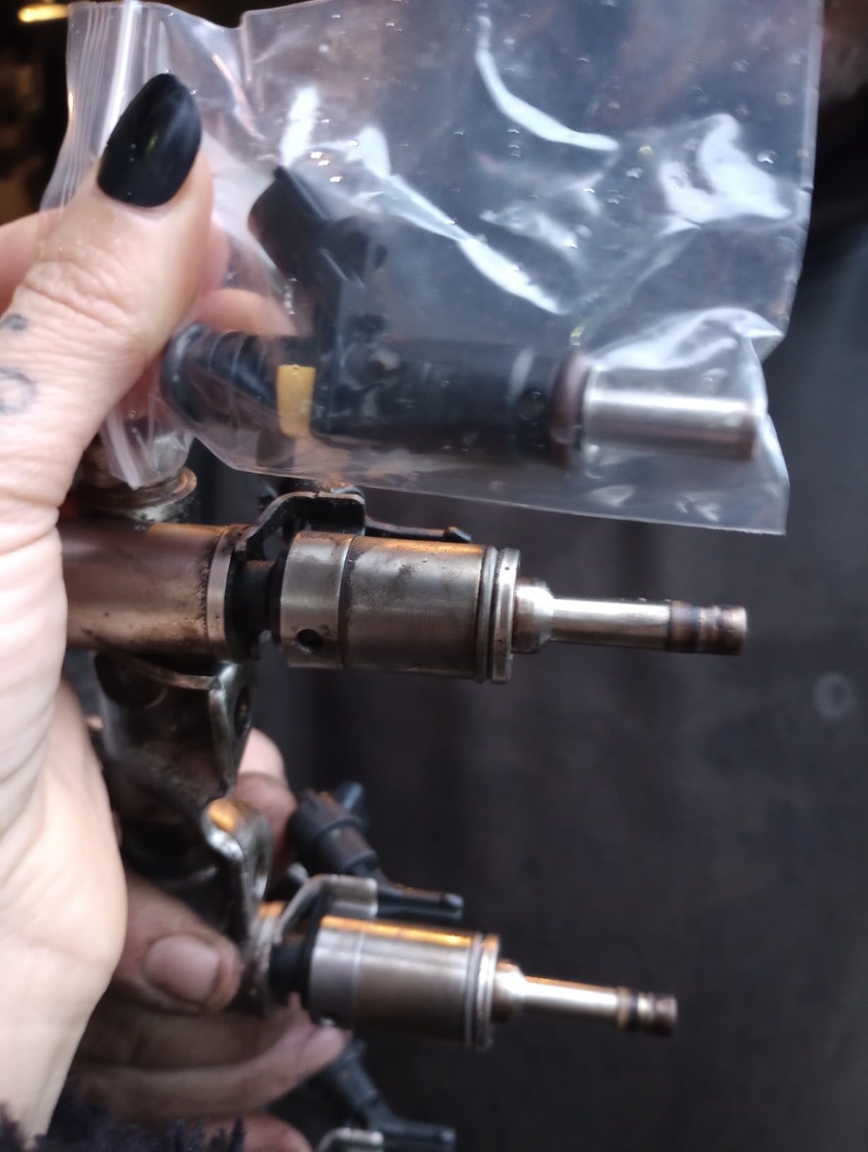 IXGKHC Set of 4 Genuine Fuel Injector 13537528176 For Mini R55 R56 R57 ...