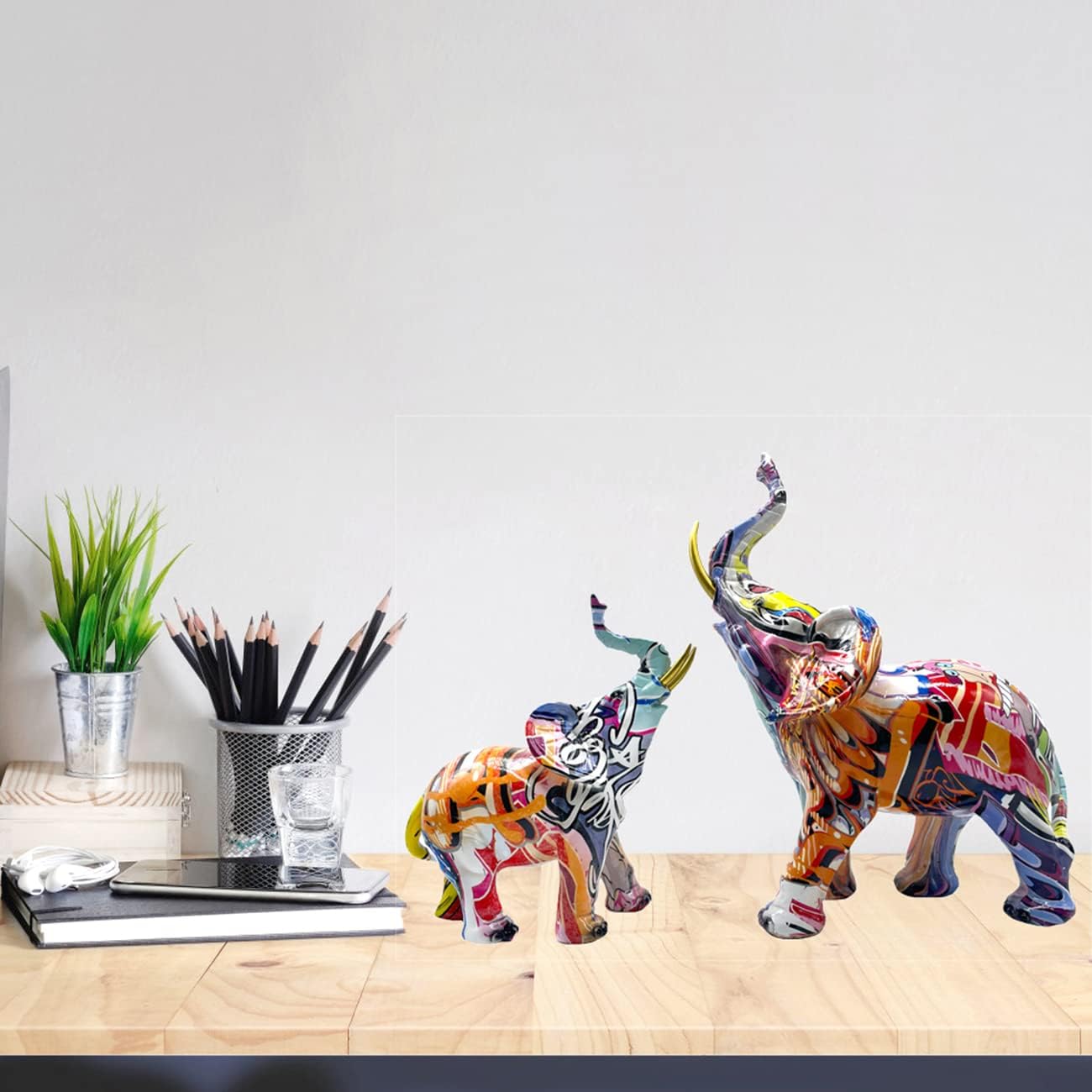 Colorful Elephant Statue Sculpture Frgurine Gift for Home Office Living Room Desktop Decoration Garden Figurines Outdoor Decor Frgurines (Large)