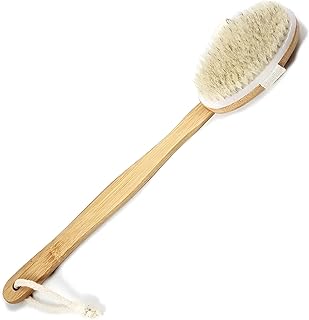 فرشاة تنظيف الظهر - فرشاة جسم مريحة بمقبض خشبي طويل مصممة لتقشير البشرة الجافة والرطبة في الحمام او الدش (قطعة واحدة)