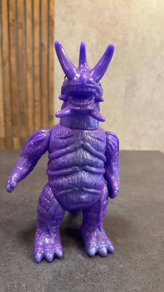 Amazon.co.jp: 増田屋 拘束怪獣 バロン ザウルス 紫 スペクトルマン