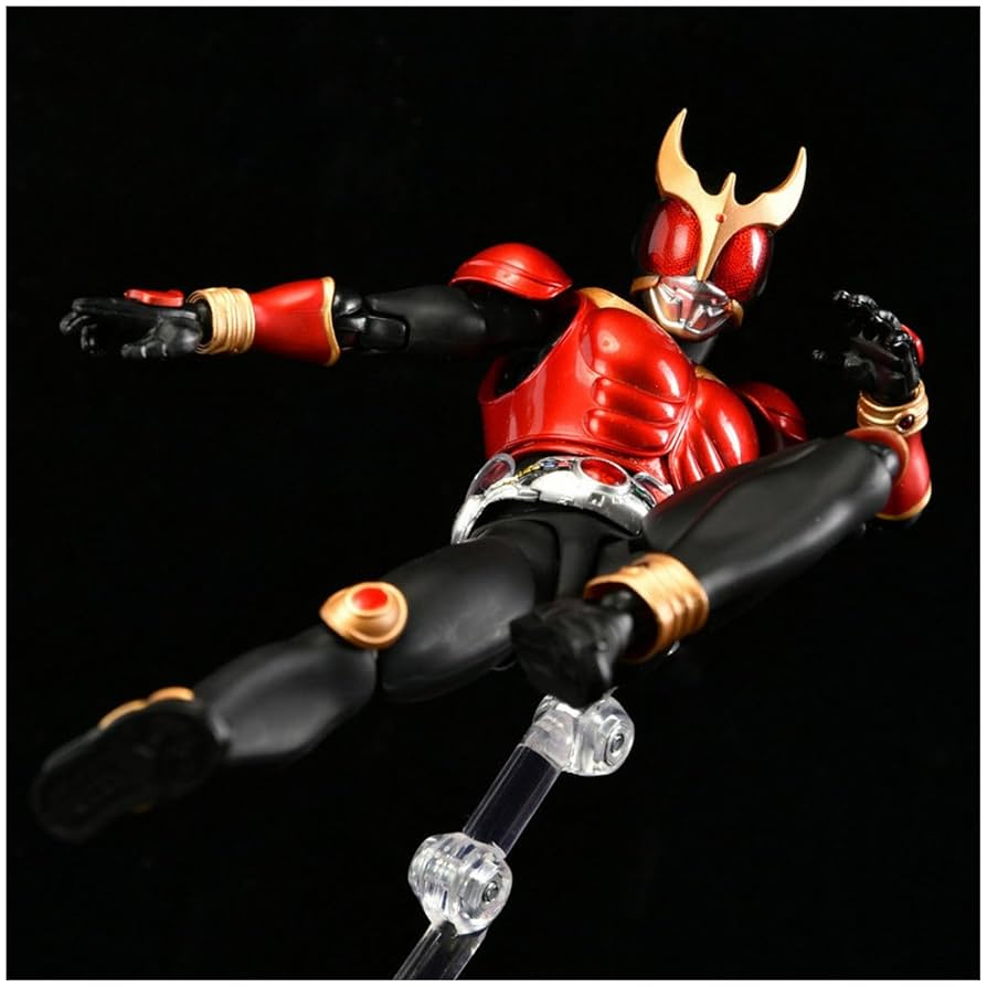 真骨頂　クウガ　アルティメットフォーム Amazon.co.jp: フィギュア（真骨彫） 仮面ライダークウガ