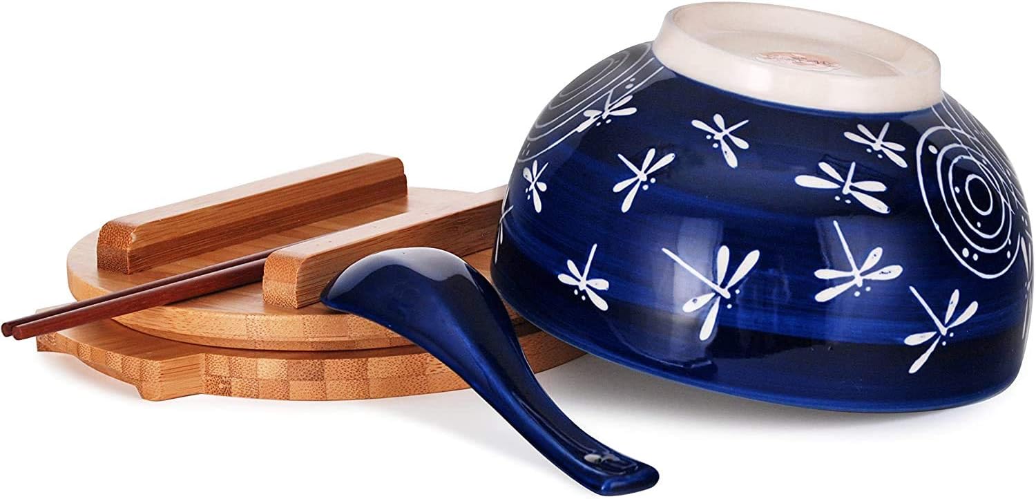 Happy Sales HSKM-DGFLY4, Japanese Kamameshi Vintage Style Rice Noodle Ramen Bowl with Bamboo Lid Trivet Chopsticks and Porcelain Spoon Bowl Set, Dragonfly