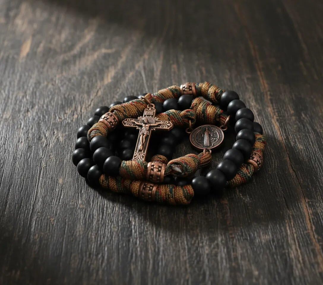 Sklep Nazareth Antique Bronze St Benedict Paracord Różaniec Czarne matowe koraliki Czerwony Biały Wytrzymały Różaniec Mocny sznurkowy naszyjnik