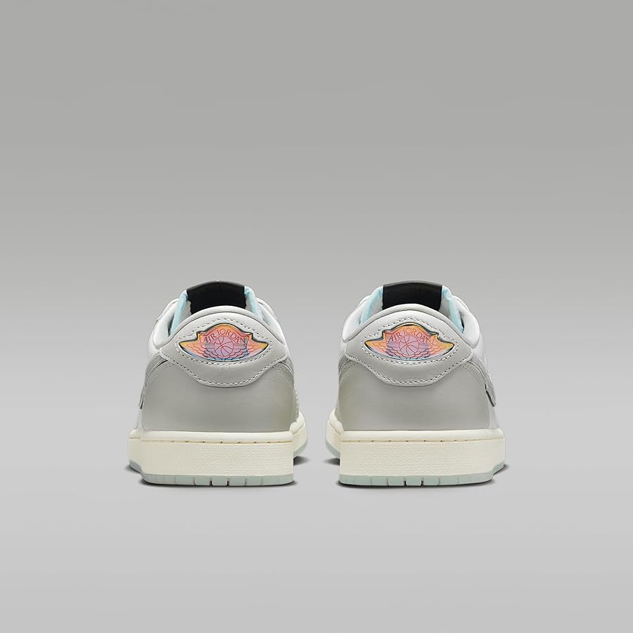 靴 Nike Air Jordan 1 Retro Low OG 29cm Nike Air Jordan 1 Retro Low OG GS Size 6Y / 7.5W Black