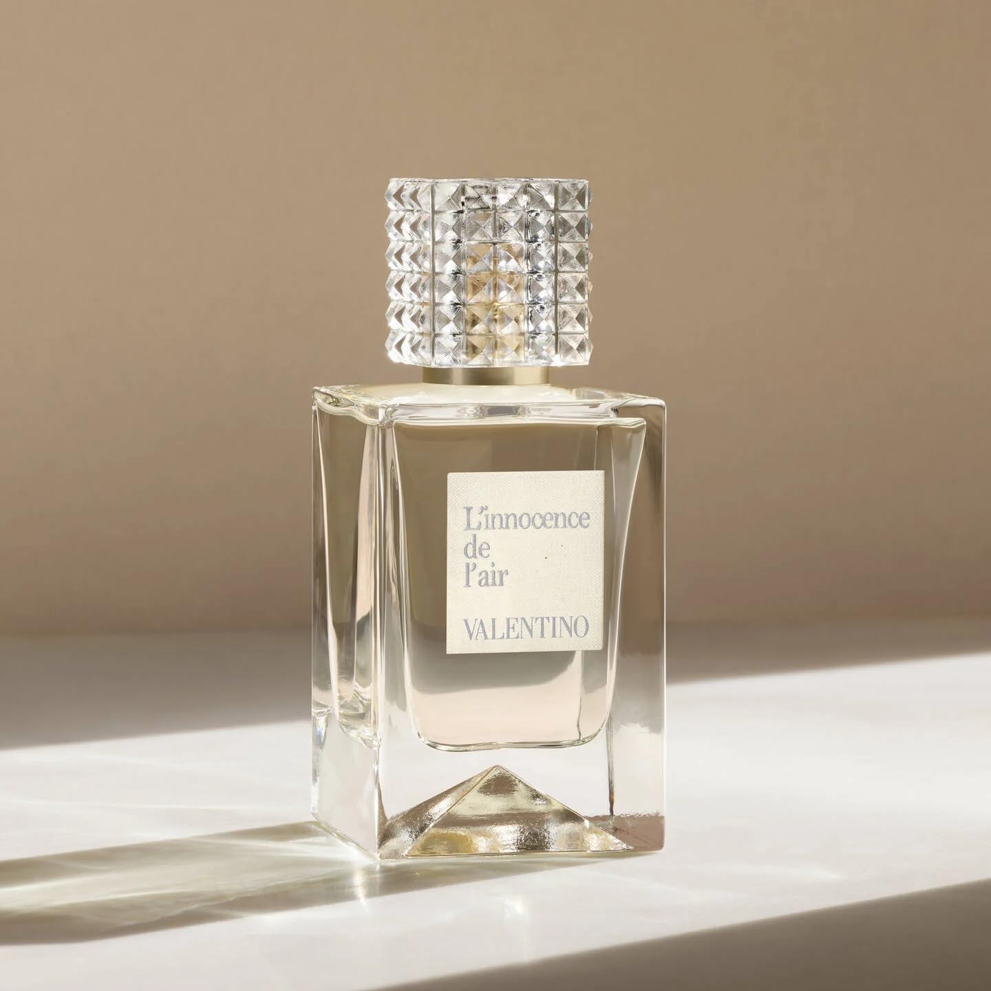 Amazon.com : Valentino L'innocence De L'air Parfum Spray, 3.4