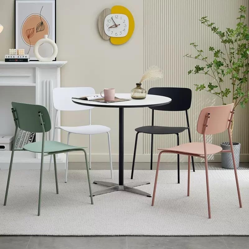 Kosmi 4er-Set skandinavischer Stühle mit minimalistischem Design in Weiß