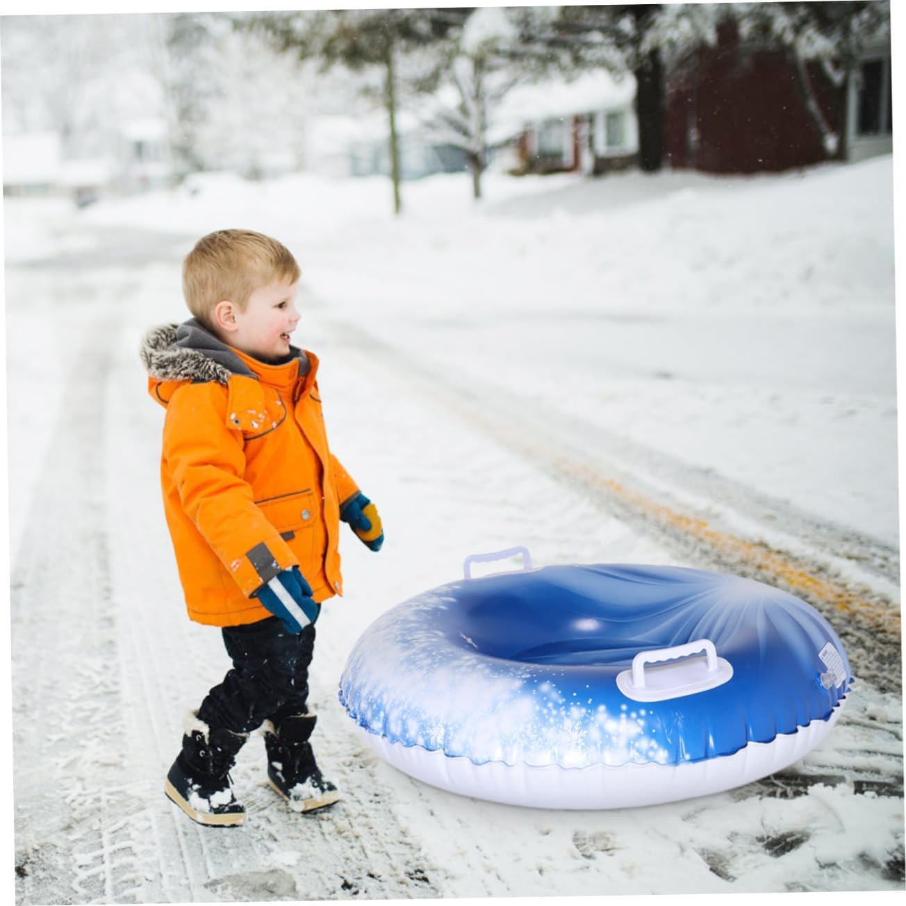 Toyvian Inflatable Snow Sled Tube and Teens Heavy Duty PVC Winter Sports Snow Tube with Handles Sturdy Outdoor Sledding and Ice Play