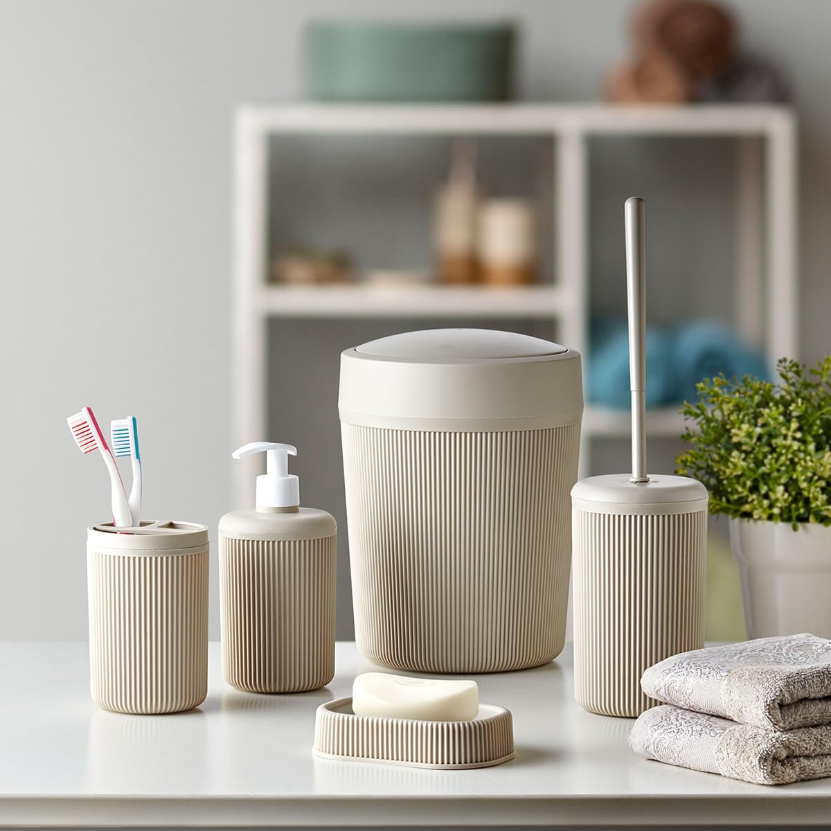 Alesta Banyo Seti, Çöp Kovası, Sıvı Sabunluk, Diş Fırçalık,…
