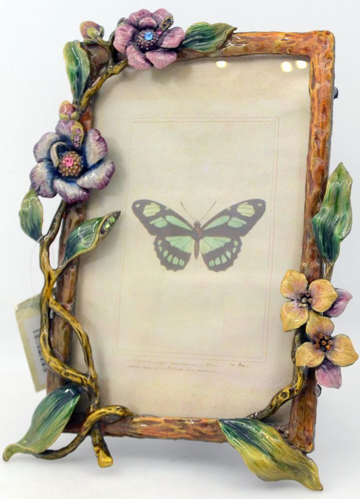 Amazon.com - ChezMax Vintage Picture Photo Frames - 7.2X5.5 Flower