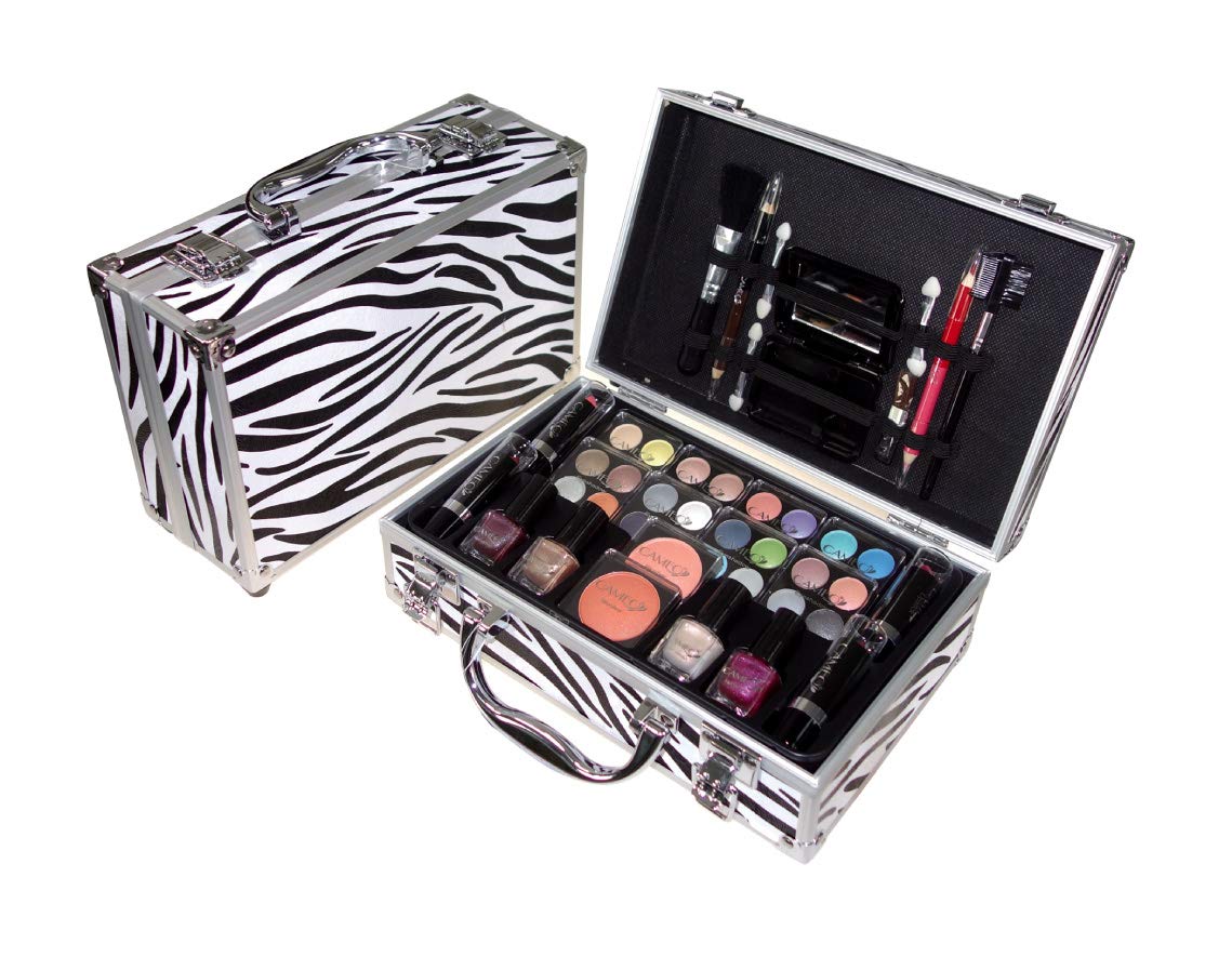 Cameo Carry All Trunk Train Case
