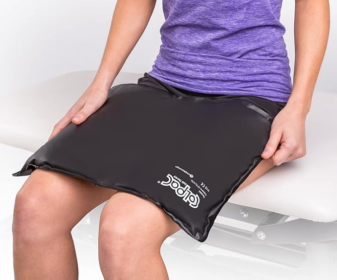 The oversized dimensions of this particular ColPac model provide ample coverage, allowing users to target larger areas or wrap the ice pack around specific body parts for optimal cold therapy delivery. Whether it's a knee injury, a sprained elbow, sore muscles in the shoulder, or general soreness in the back, this ice pack offers versatile application possibilities.