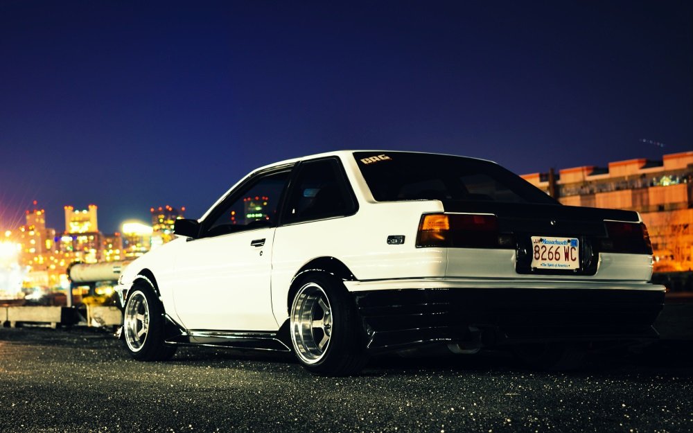 Amazon.co.jp: 絵画風 壁紙ポスター （はがせるシール式） トヨタ AE86 