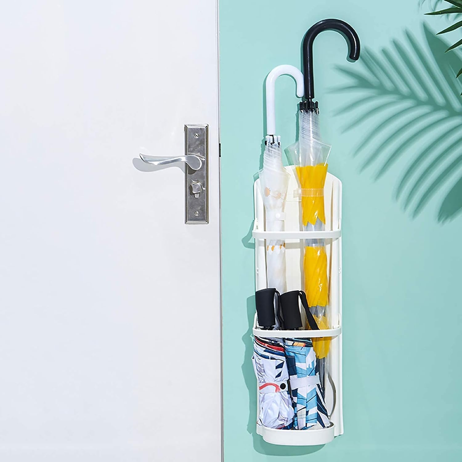 傘立て プラスチック壁掛け傘ラックホルダー モダンな白い杖スタンド フック付き ウォータートレイ ホームデコレーション 山崎実業 tower アンブレラスタンド タワー （ 4903208076395 傘 ...