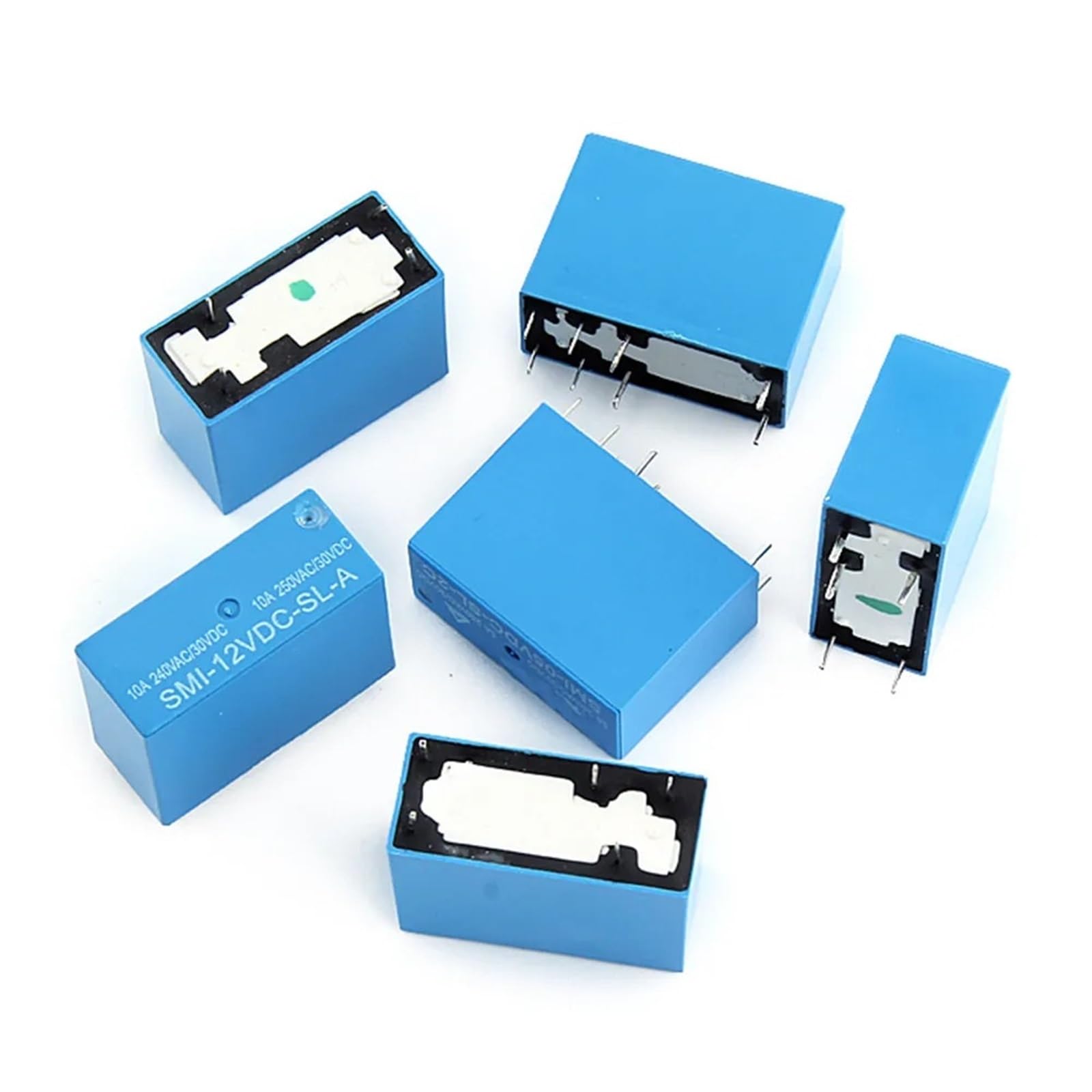 Relé SMI-12VDC-SL-C con bobina de 12V y capacidad de conmutación de 10A 2