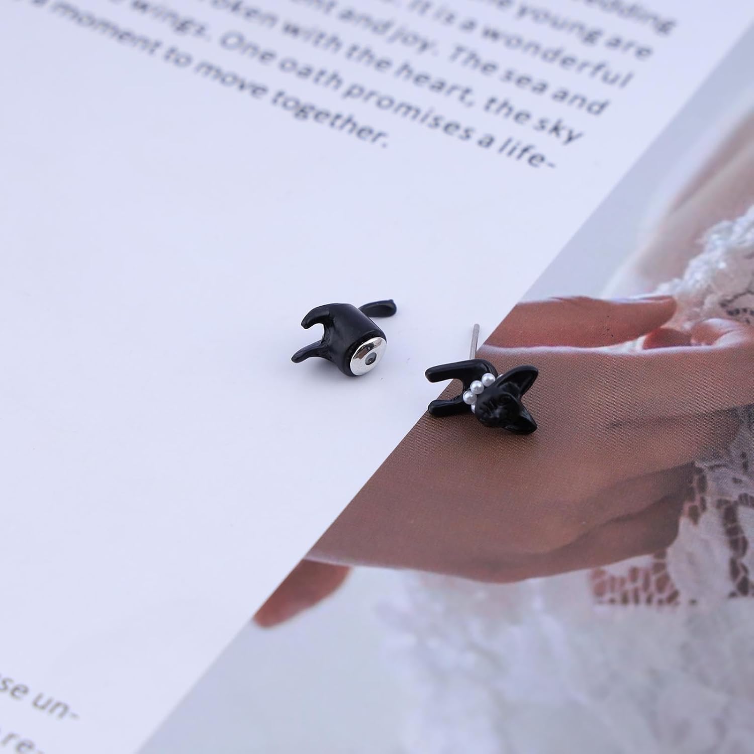 Vintage Black Cat Ear Jacket Earrings Cat Stud Earrings Funny Gothic Cat Earrings Black Exaggerated Animal Earrings Jewelry for Women - Image 4