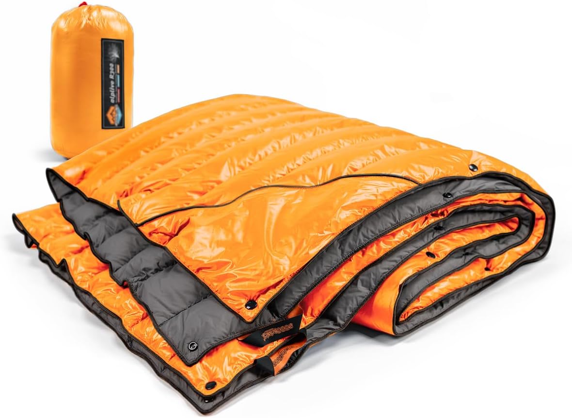 ZOOOBELIVES Ultralight Down Camping Blanket 1.35lbs, 650