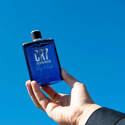 Miniatura 4 de Play It Cool de Cristiano Ronaldo para hombres - Juego de regalo de 3 piezas de 3.4 onzas EDT en aerosol, gel de ducha de 5.1 onzas, spray corporal