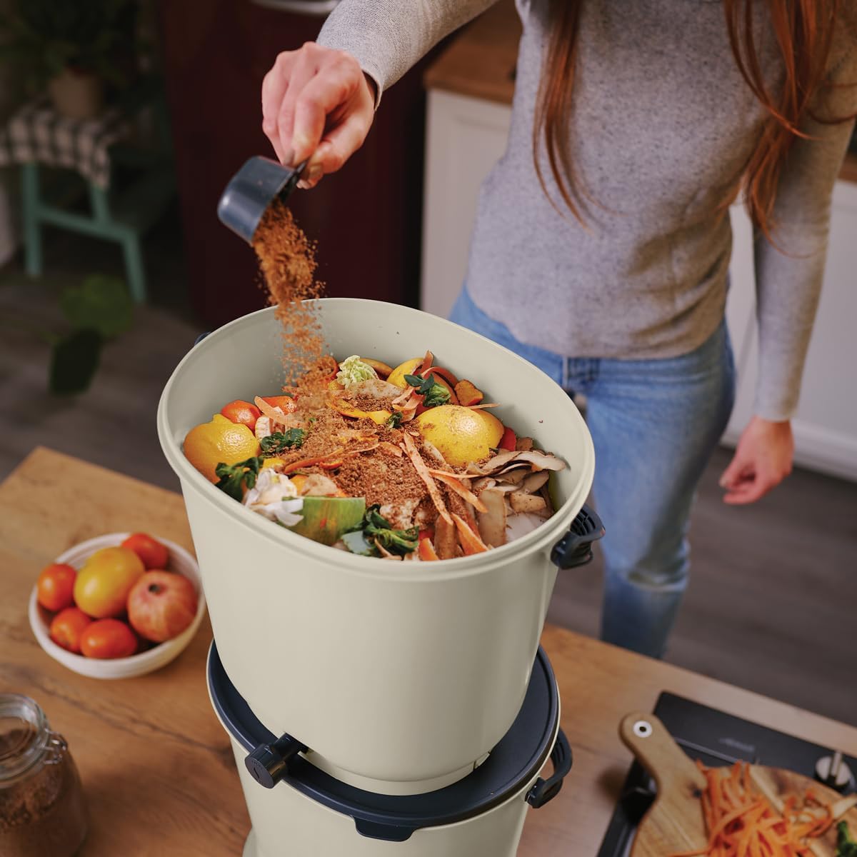 Bokashi Organko Essential Crème (15,3L) | Kit 2 seaux à Compost Organique avec compacteur + 1kg d'Activateur EM-1 de Fermentation fabriqué en France