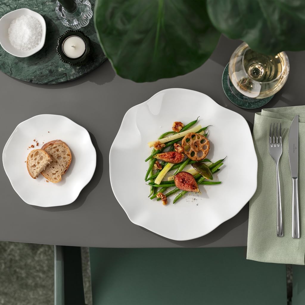 Villeroy & Boch – Pura Bread Plate, Approx. 17 × 17 × 2 cm, Pure White, Dishwasher-Safe & Microwave-Safe, Flowing Shape, Premium Bone Porcelain Made in Germany