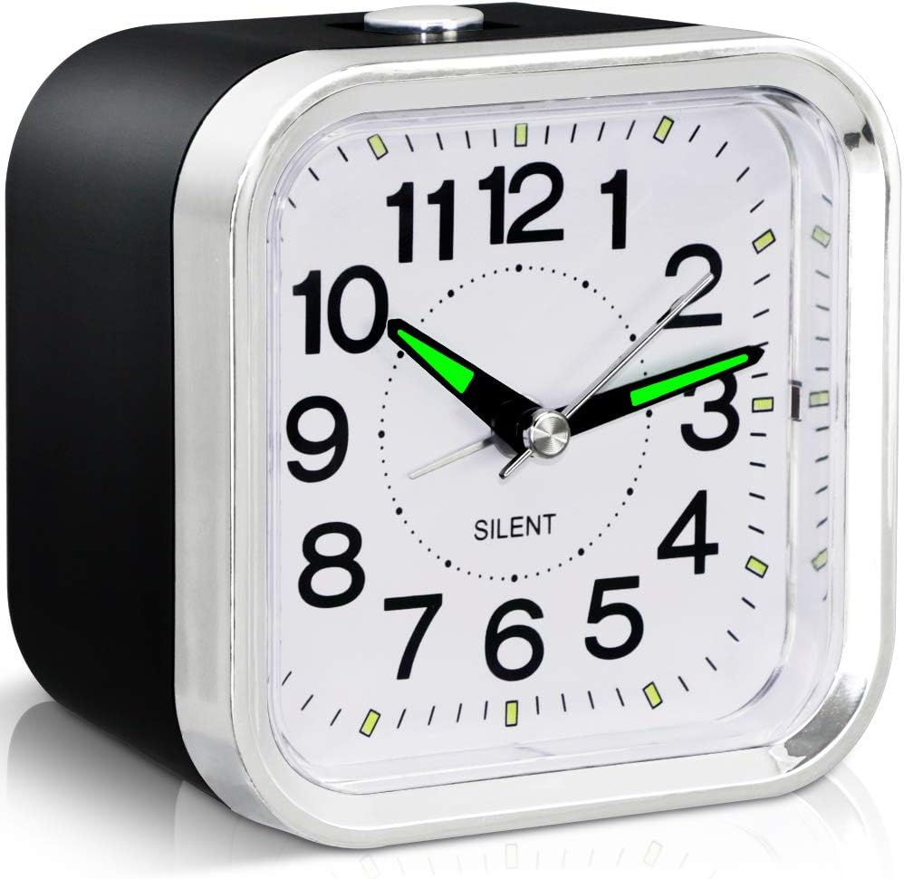 HOPSEM Non Ticking Alarm Clock Battery Powered Silent Bedside Clocks Snooze Night Light Bedroom Clocks Clear Display Table Clock Crescendo Alarm Easy to Operate for Home [Energy Class A+++]