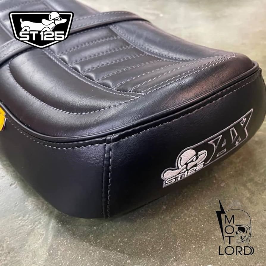 MotolordD ダックス125ソロシート　訳アリ価格 MotolordD ダックス125ソロシート 訳アリ価格 - メルカリ