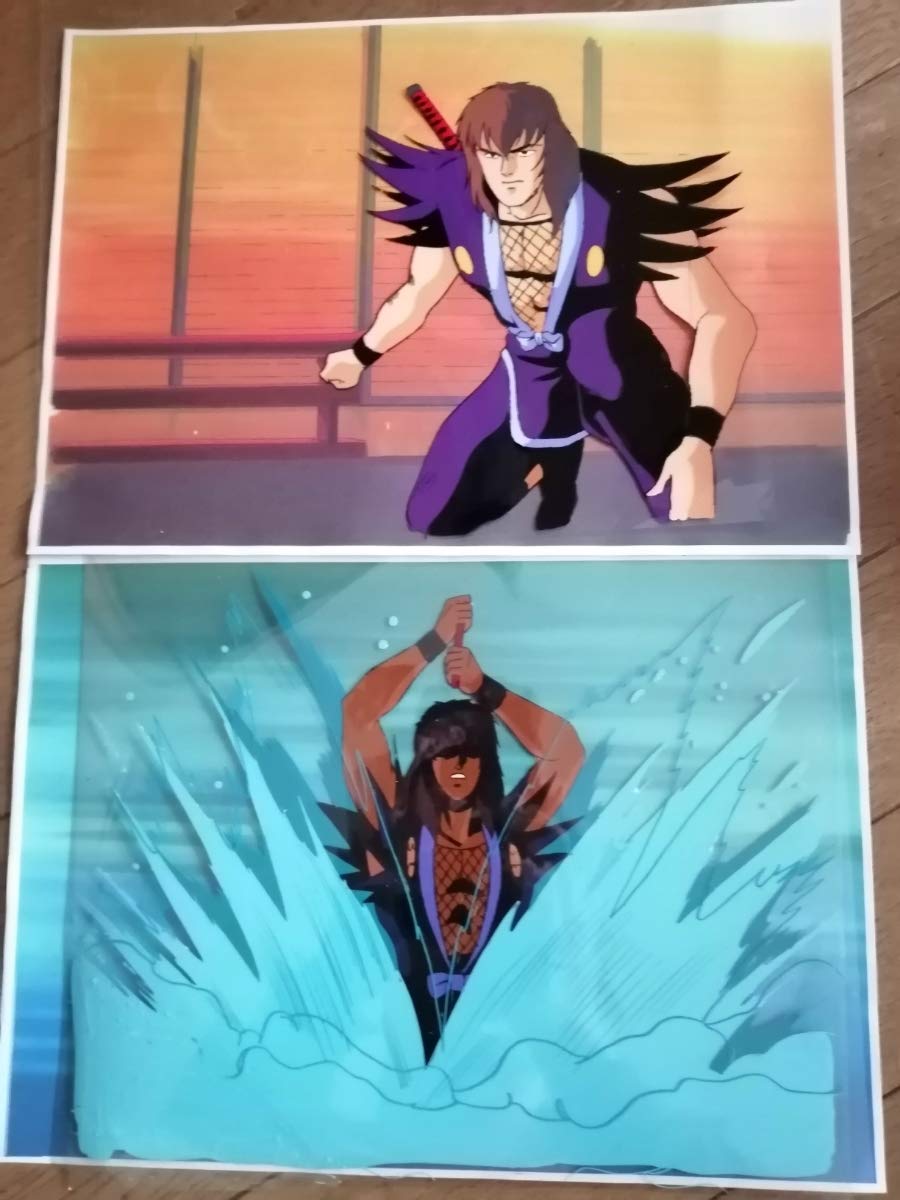 Amazon.co.jp: セル画烏天狗カブト セル画 コピー背景付 動画付 2枚