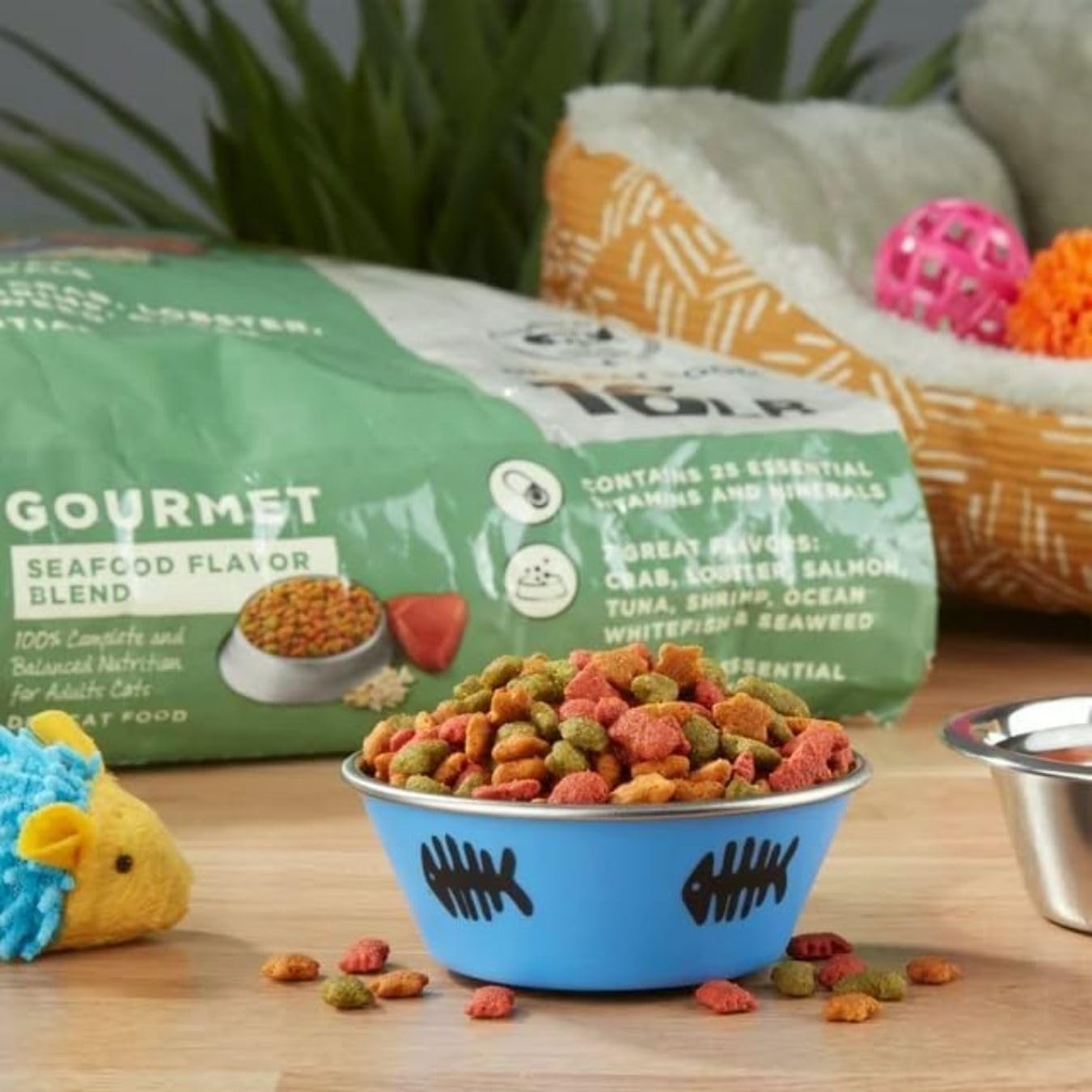 Special Kitty Gourmet Formula Seafood Blend Dry Cat Food, 16 lb Bag, with 7 Seafood Flavors, Complete & Balanced Nutrition